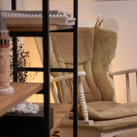 Room In A Digital Nomad House 107 Istanbul Bagian luar foto