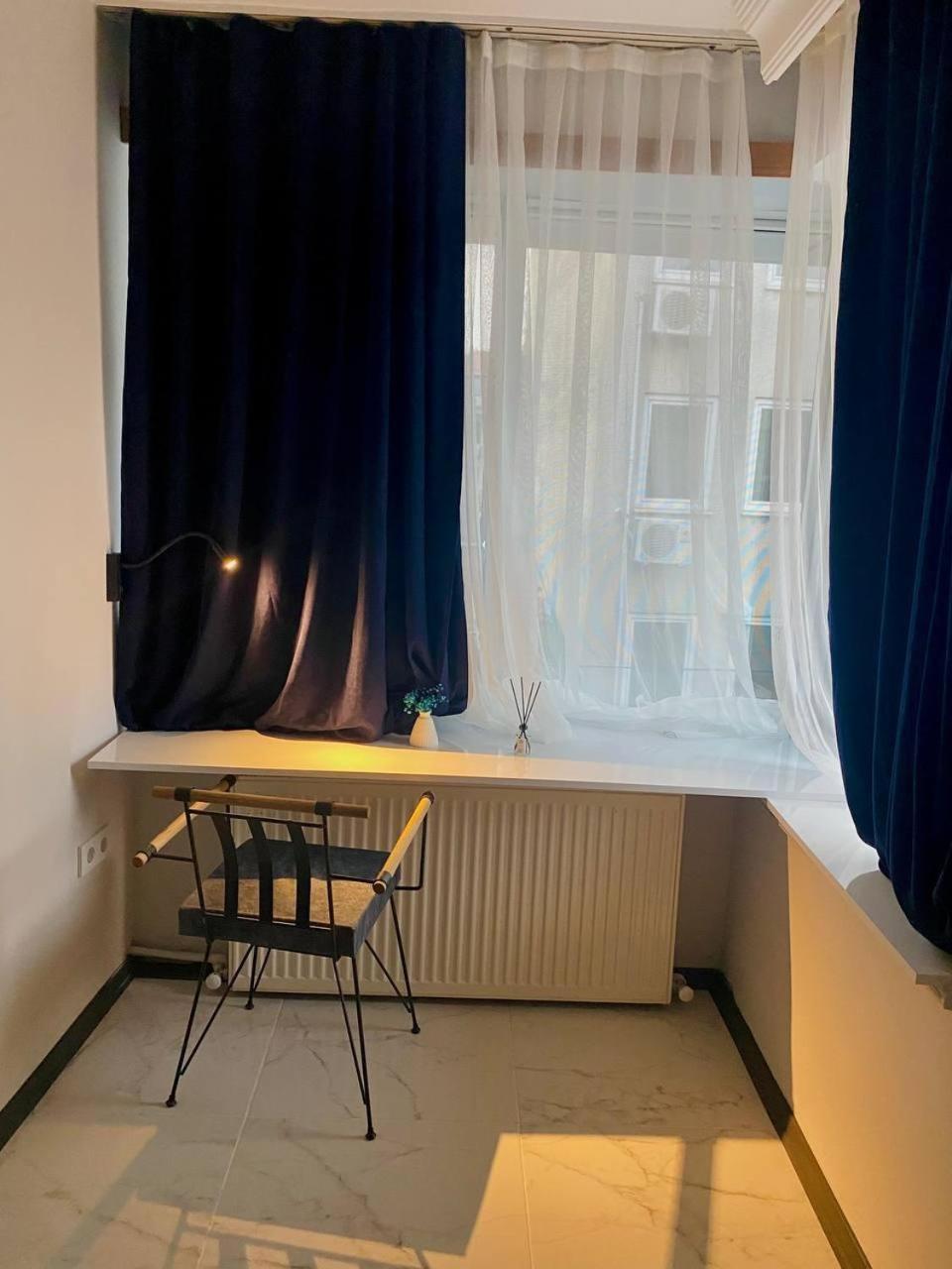 Room In A Digital Nomad House 107 Istanbul Bagian luar foto