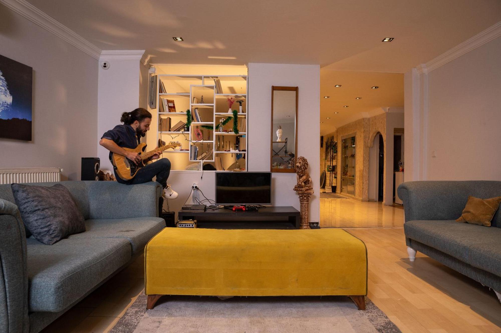 Room In A Digital Nomad House 107 Istanbul Bagian luar foto