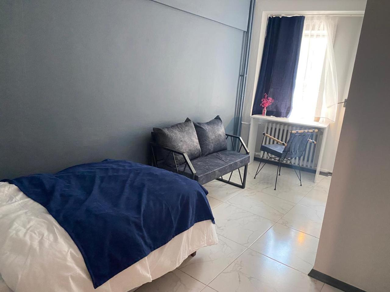 Room In A Digital Nomad House 107 Istanbul Bagian luar foto
